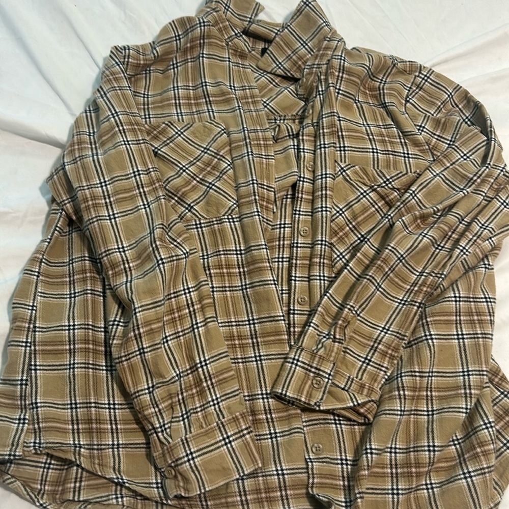 Women’s XXL Tan Button Up Flannel